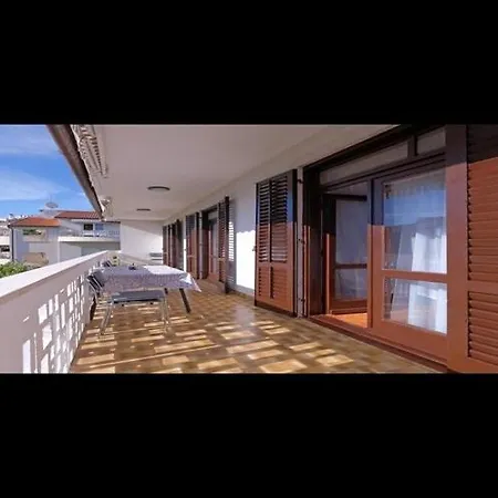 Apartman Stella - Three Bedroom With Balcony *