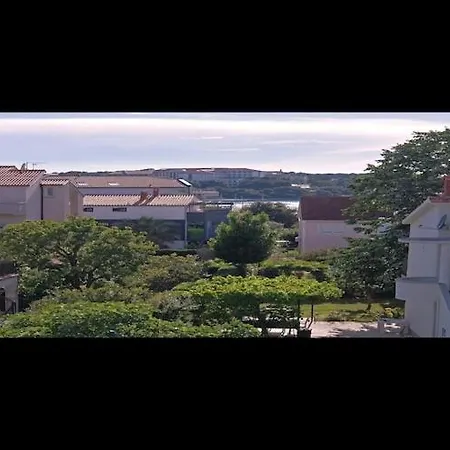 Appartamento Stella - Three Bedroom With Balcony