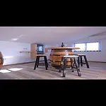 Stella - Three Bedroom With Balcony