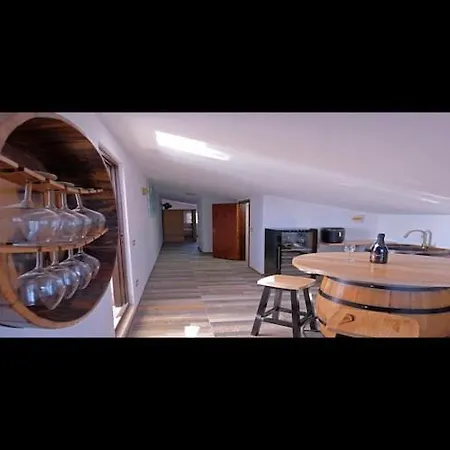 Stella - Three Bedroom With Balcony Апартаменти Пула