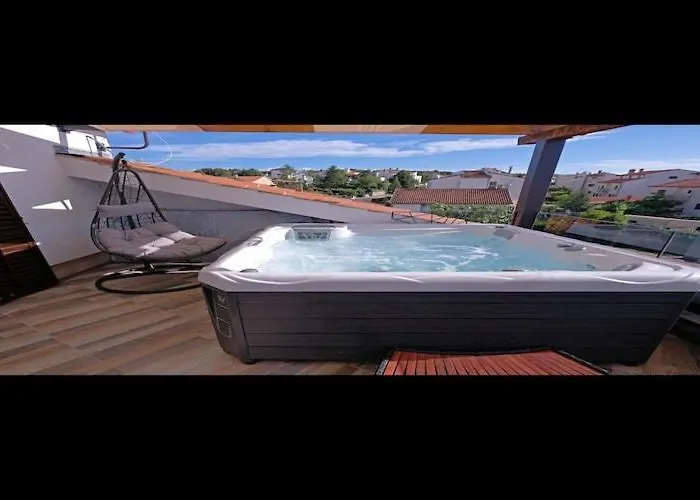 Stella - Three Bedroom With Balcony Apartman