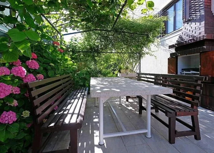 Apartman Stella - Three Bedroom With Balcony Póla